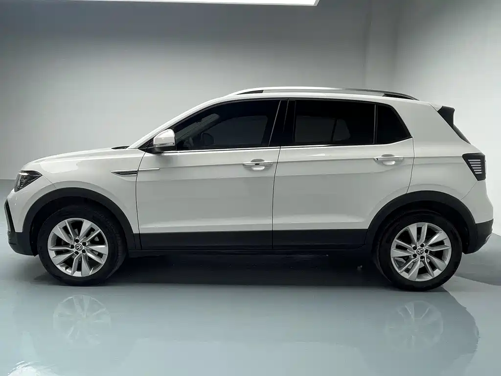 Volkswagen Tharu 2021