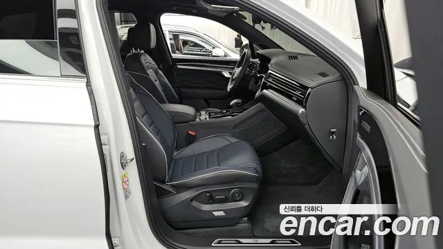 Volkswagen Touareg 2024