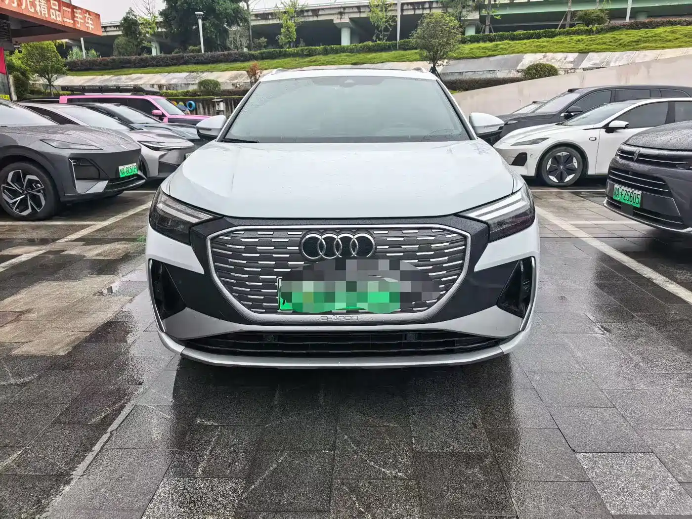 Audi Q4 e-tron 2025