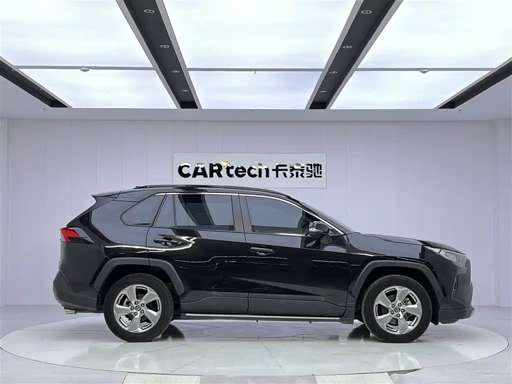 Toyota RAV4 2022