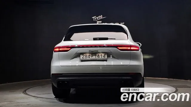 Porsche Cayenne 2022