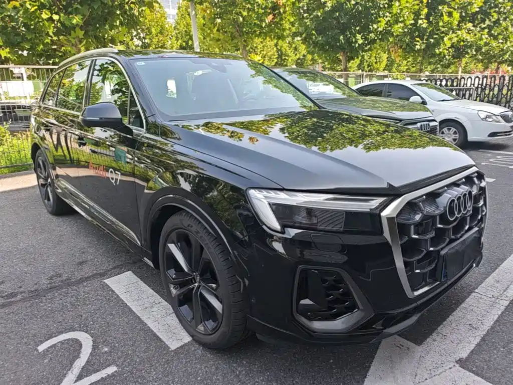 Audi Q7 2025