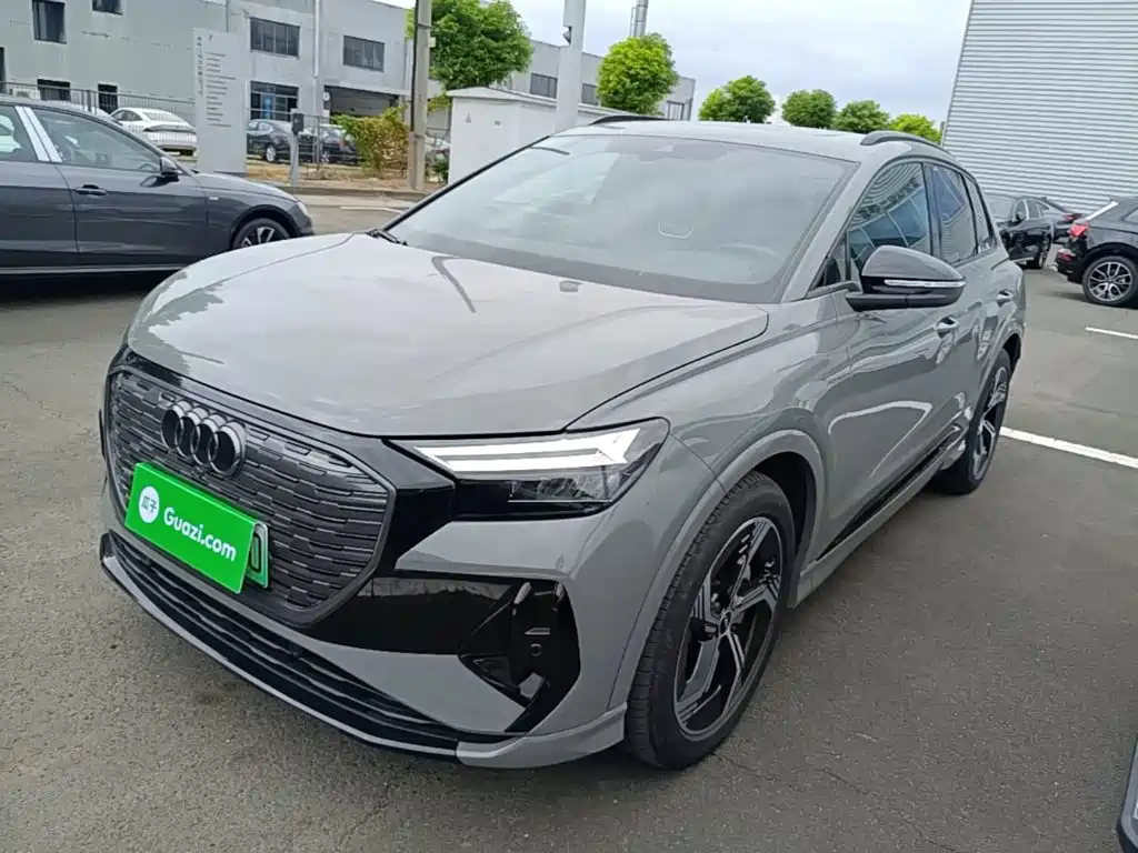 Audi Q4 e-tron 2024