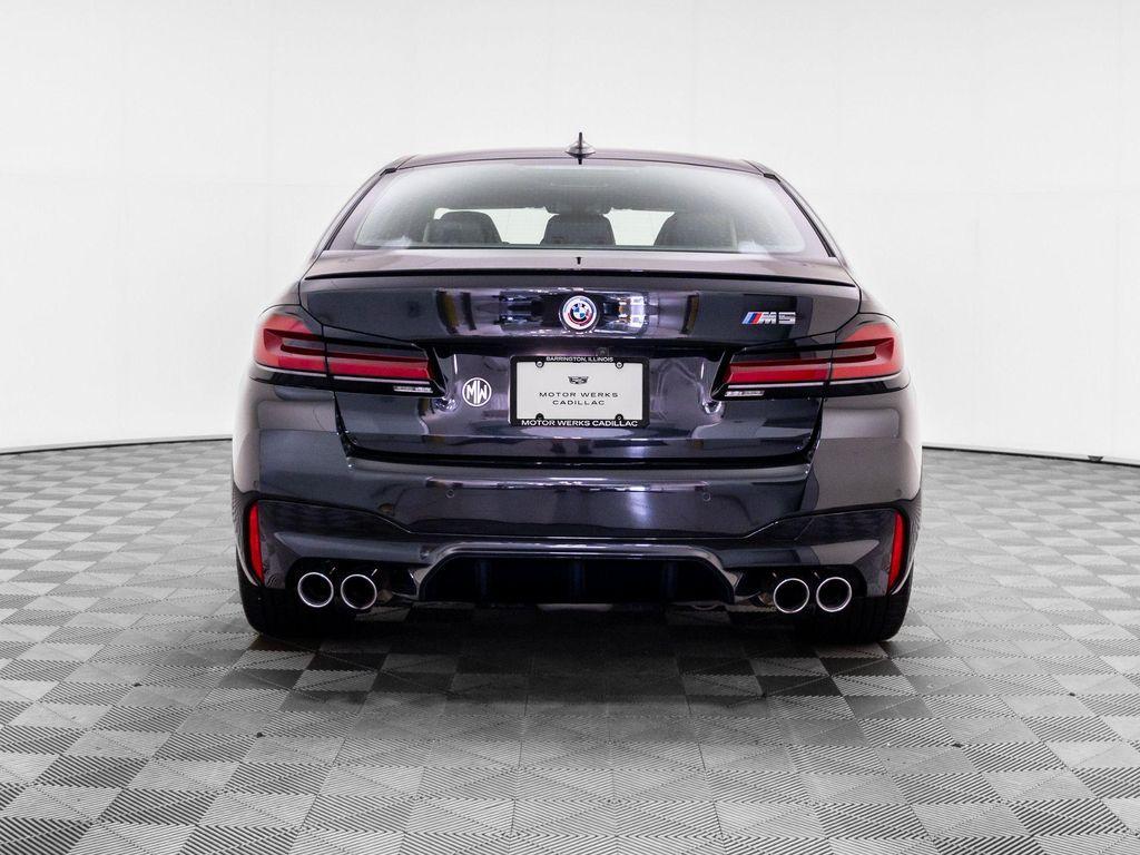 BMW M5 2022