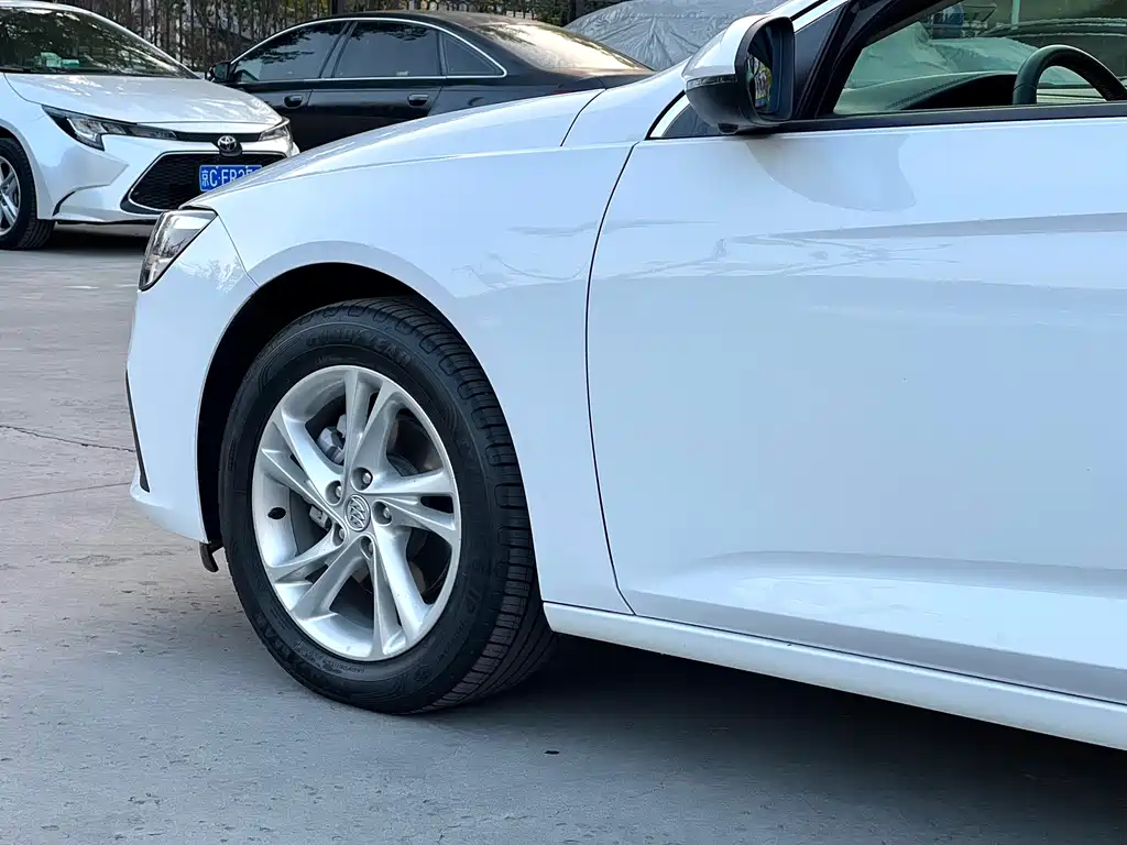 Buick Regal 2021