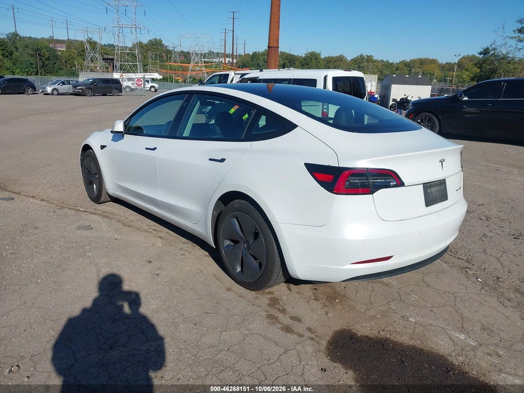 Tesla Model 3 2022
