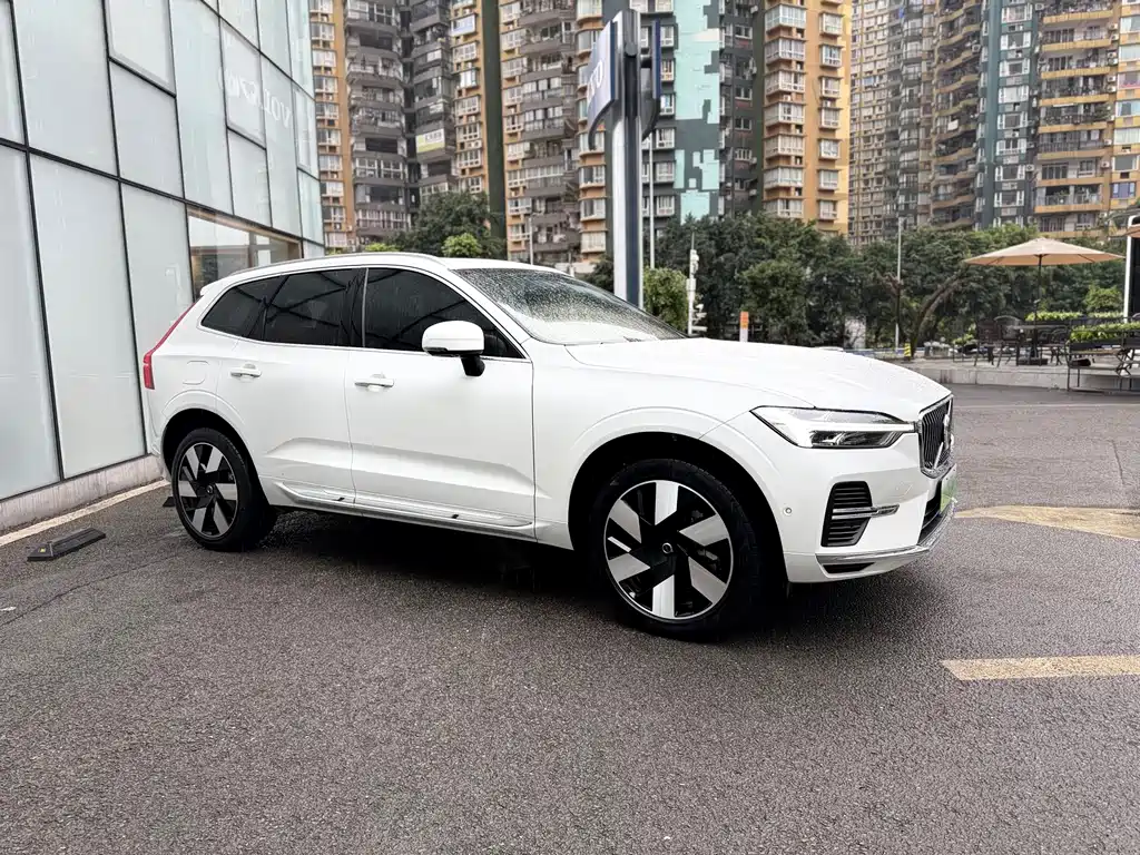 Volvo XC60 2024