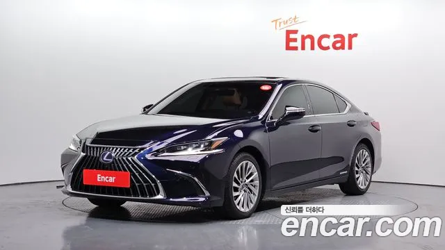 Lexus ES 2022