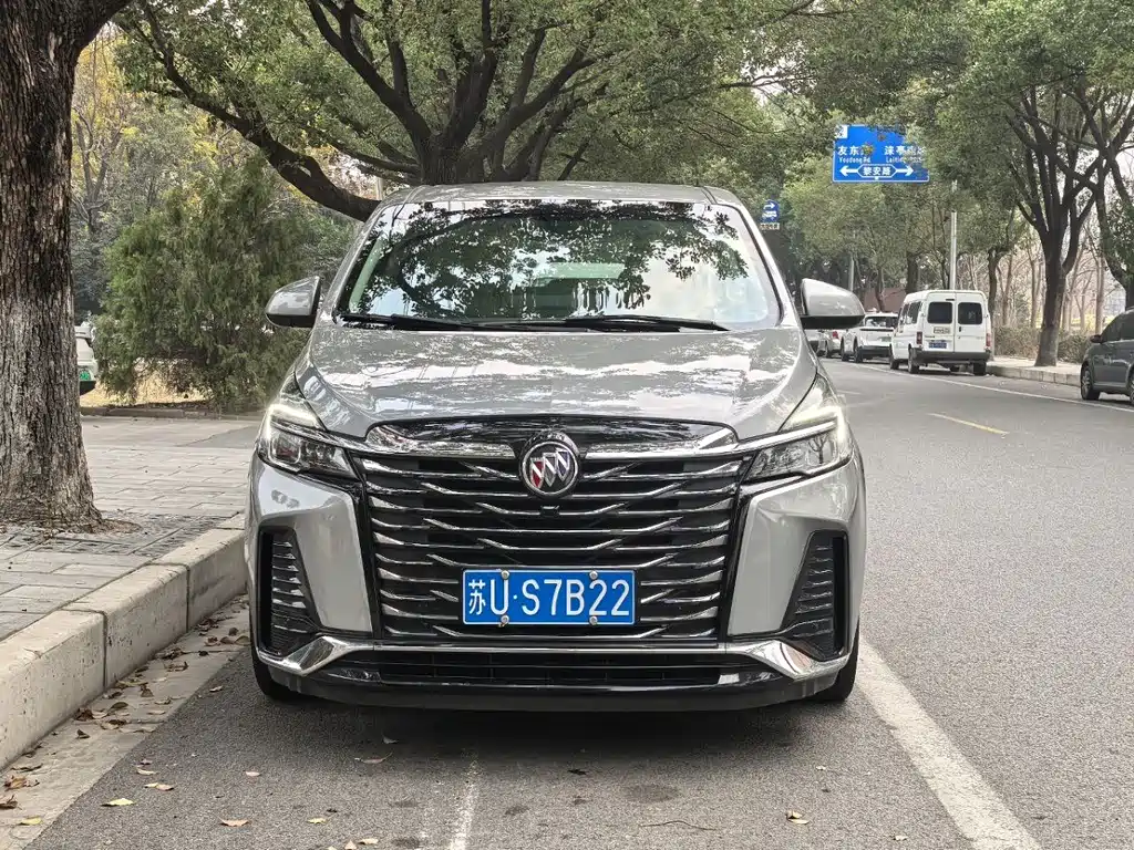 Buick GL8 2023