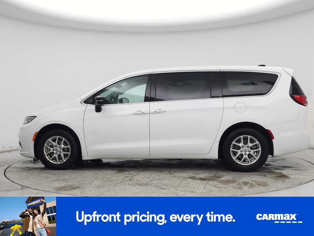 Chrysler Pacifica 2024