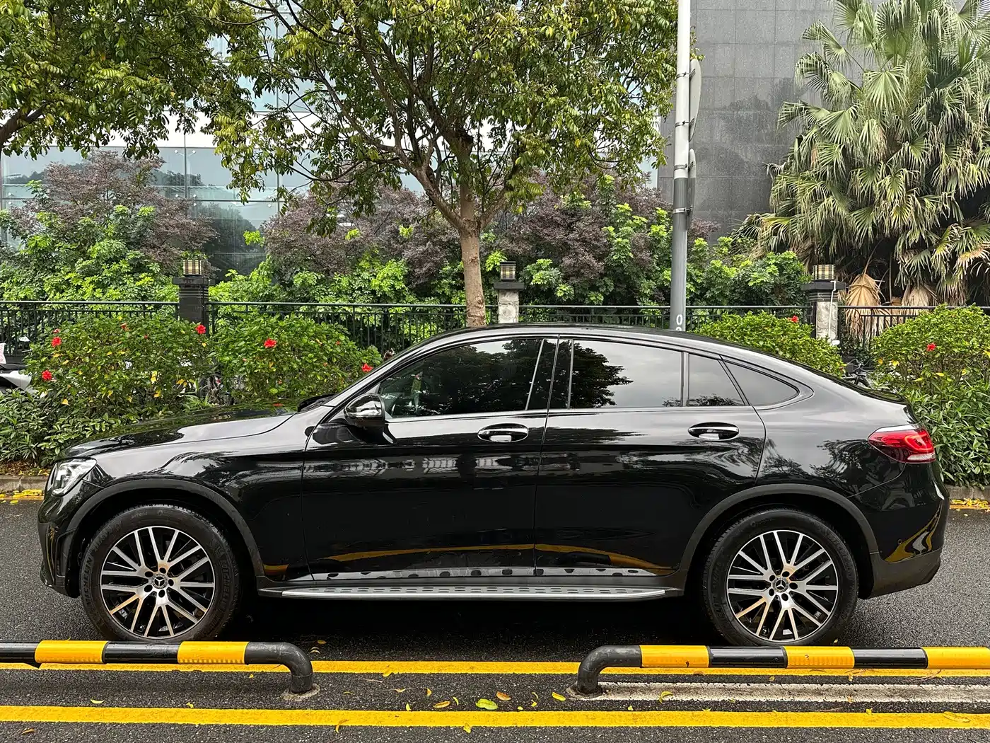 Mercedes-Benz GLC Coupe 2023