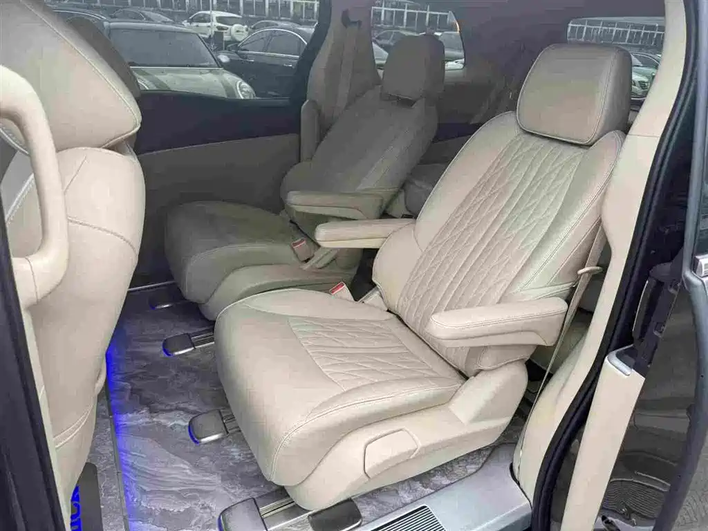 Buick GL8 2023