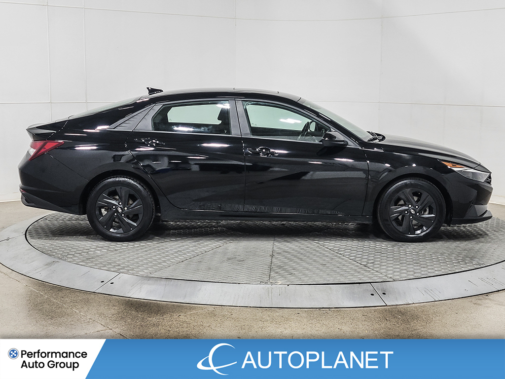 Hyundai Elantra 2022