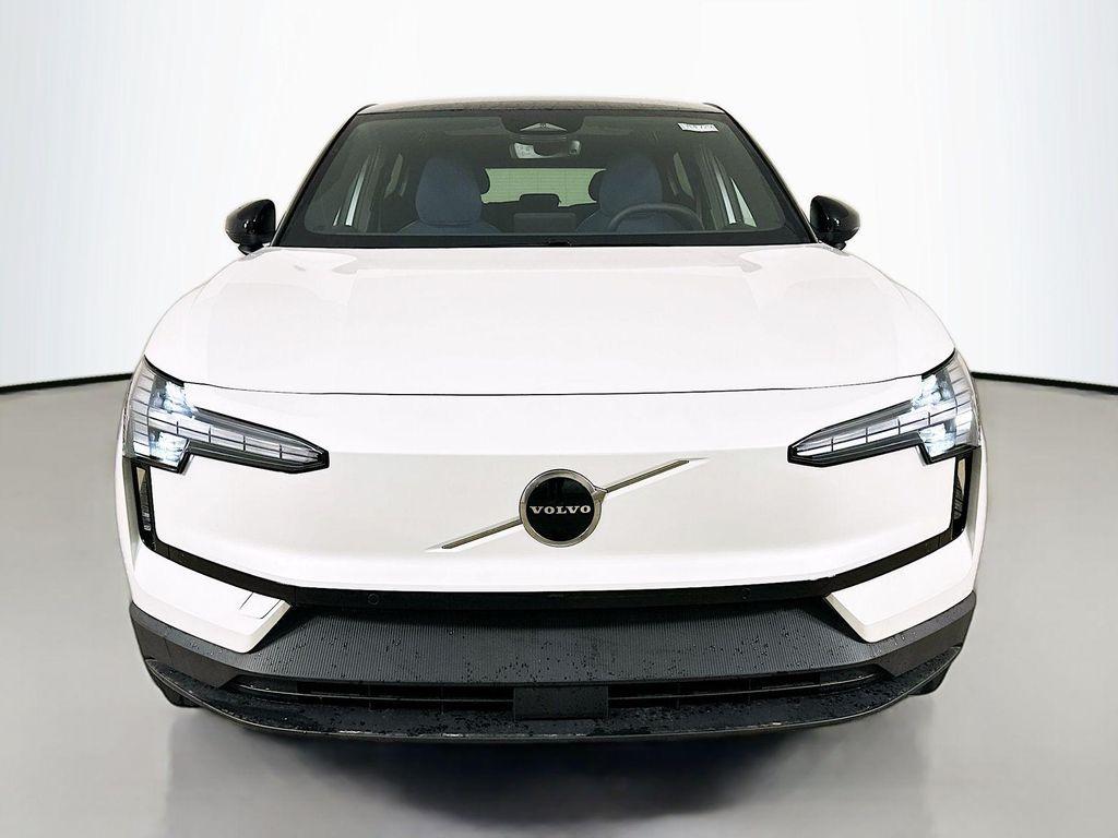 Volvo EX30 2026