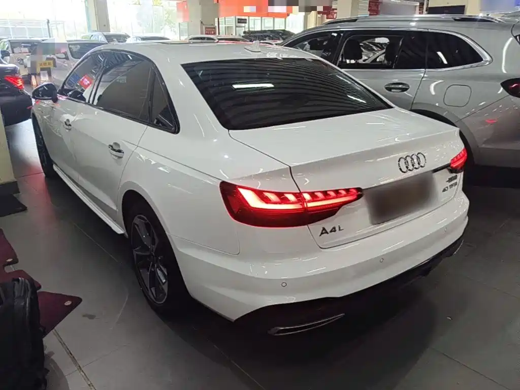 Audi A4 2022