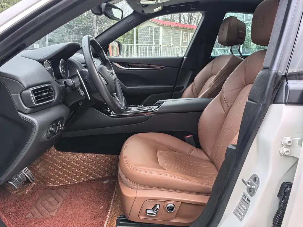 Maserati Levante 2022