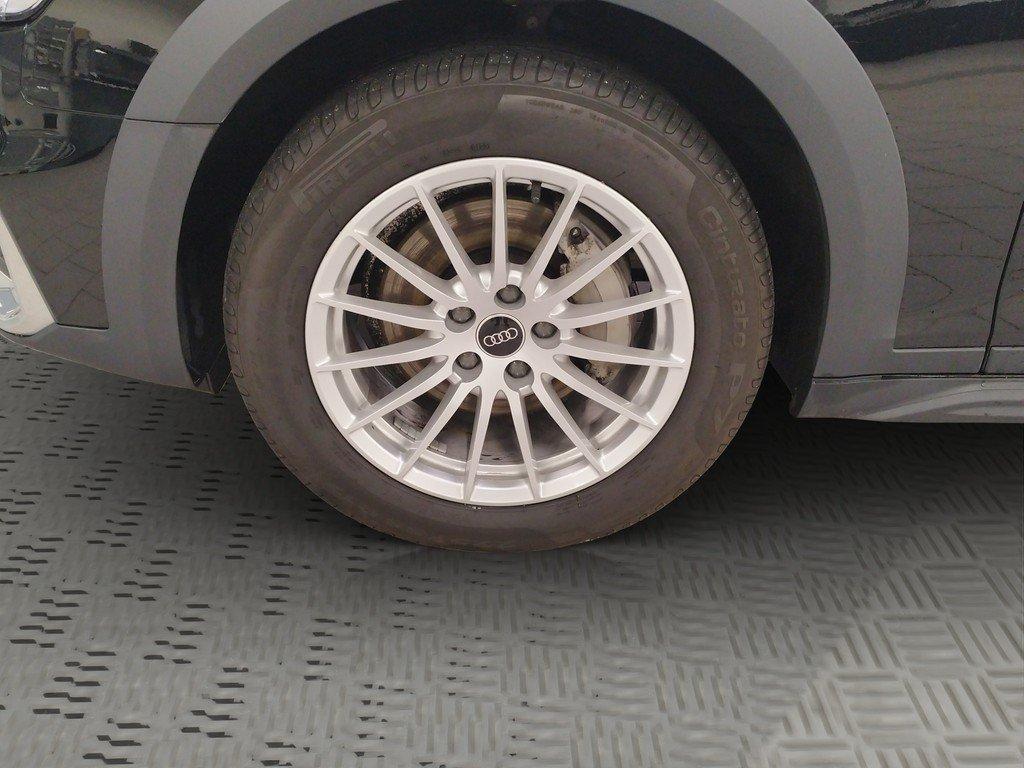 Audi A4 allroad 2023