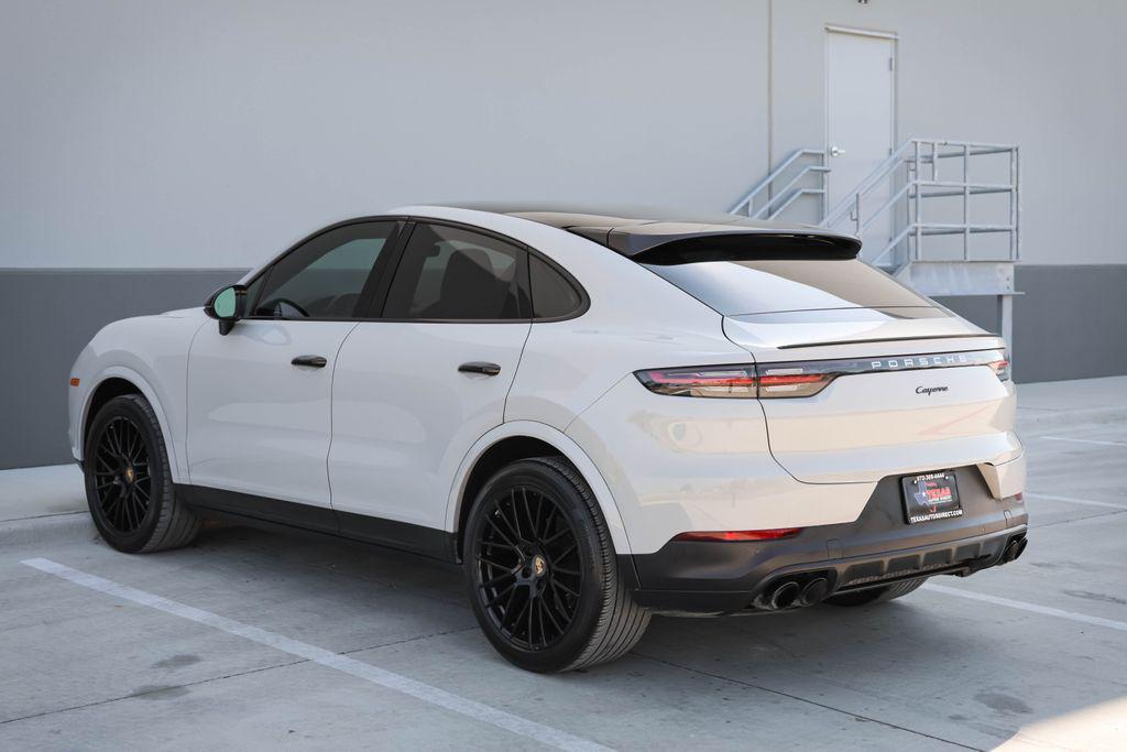Porsche Cayenne 2021