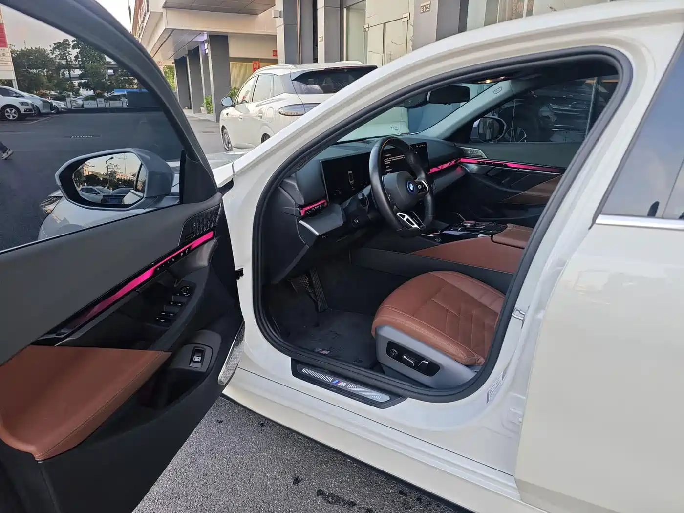 BMW i5 2024