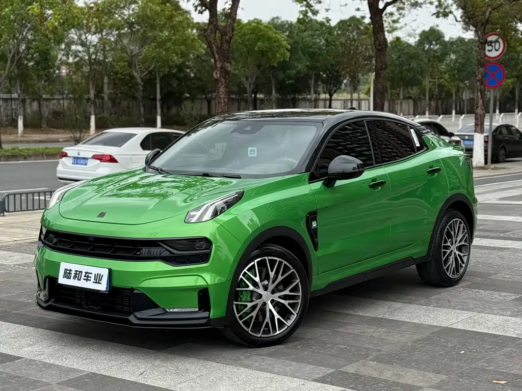 Lynk & Co 05 2022