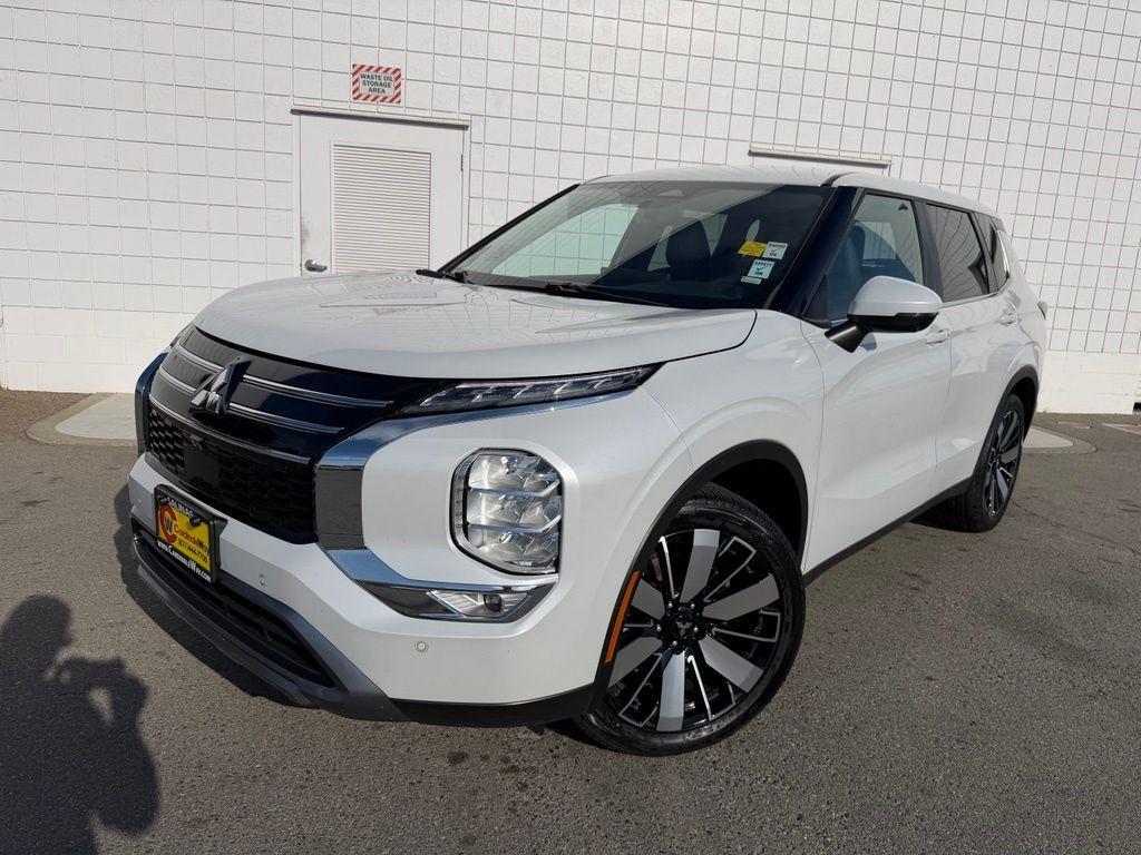Mitsubishi Outlander 2025