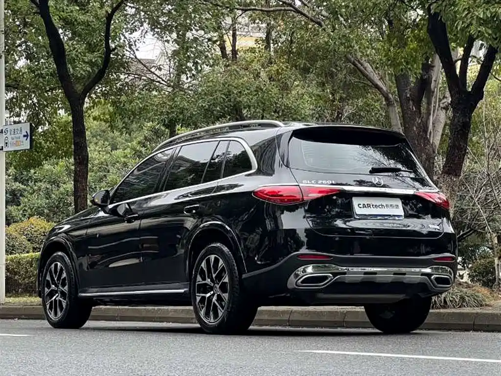 Mercedes-Benz GLC 2025
