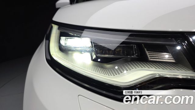 Land Rover Discovery 2021