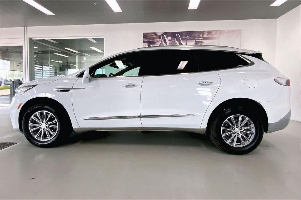 Buick Enclave 2022