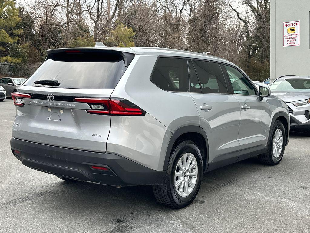 Toyota Grand Highlander 2025