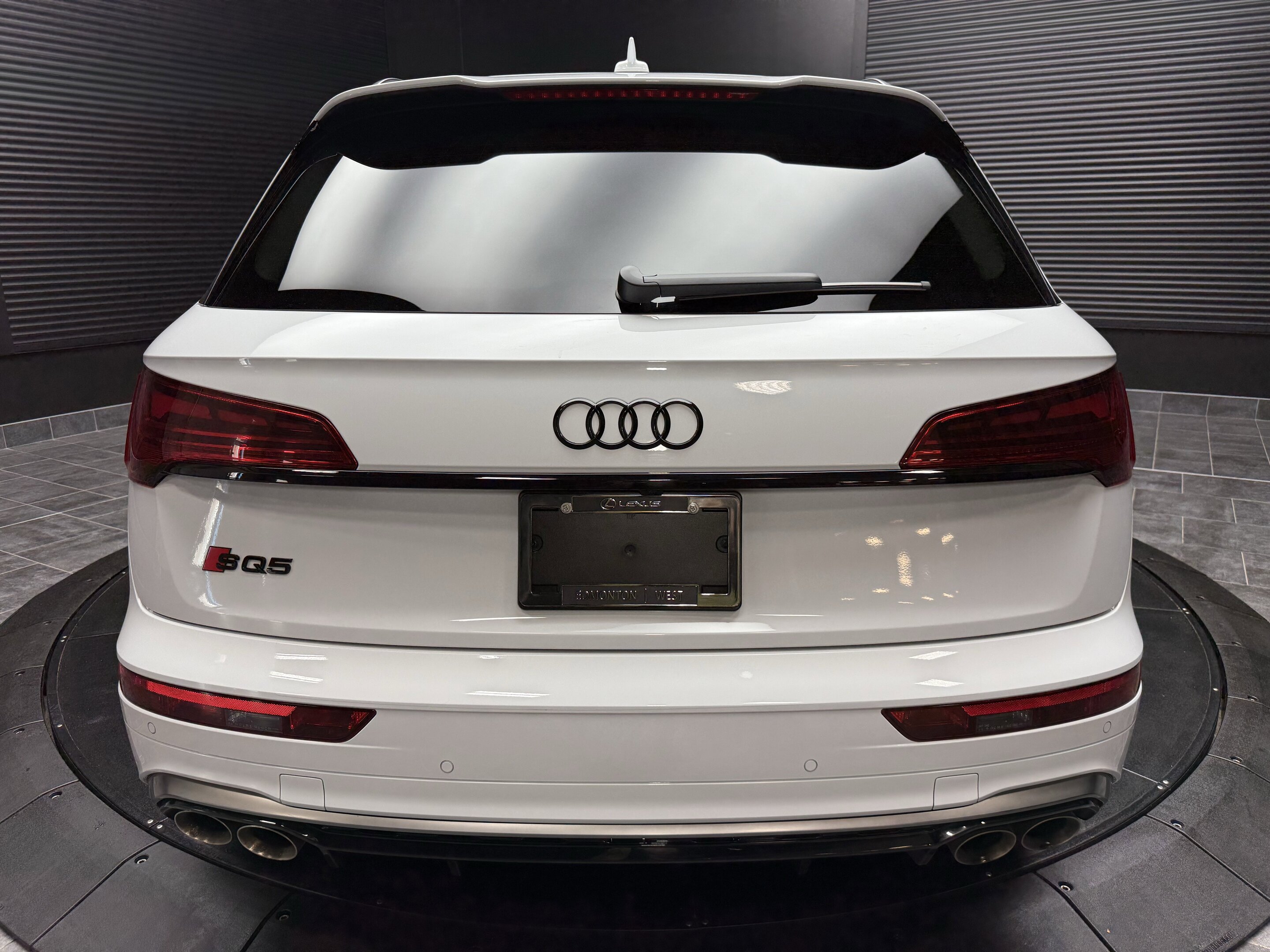 Audi SQ5 2024