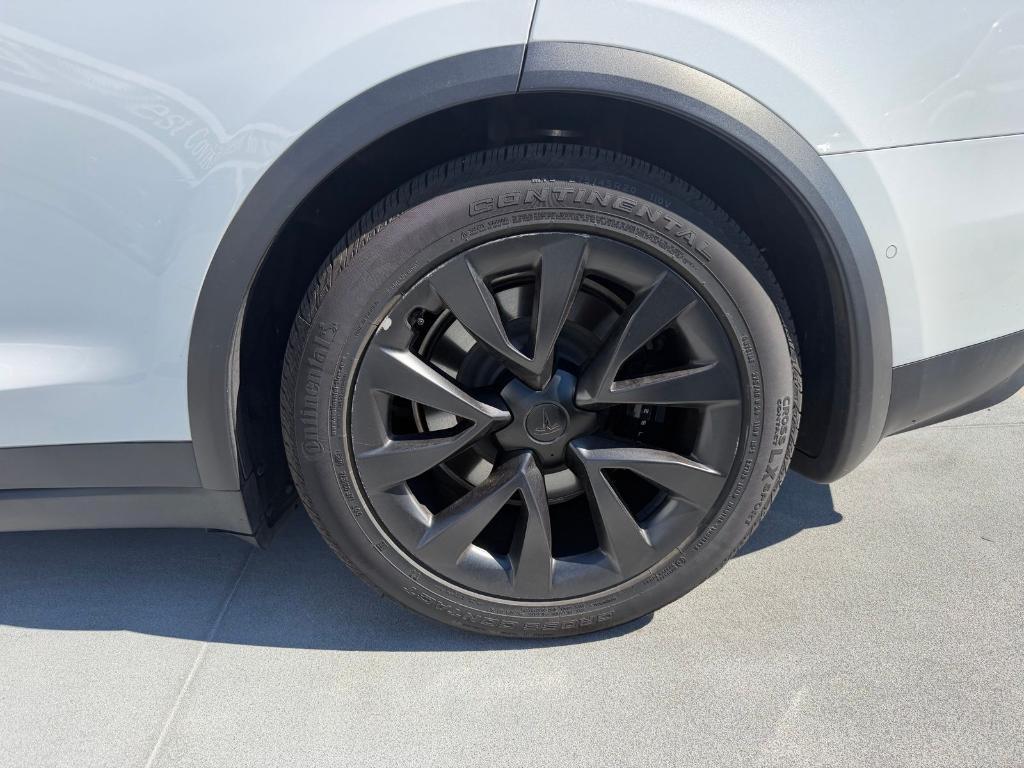 Tesla Model X 2022