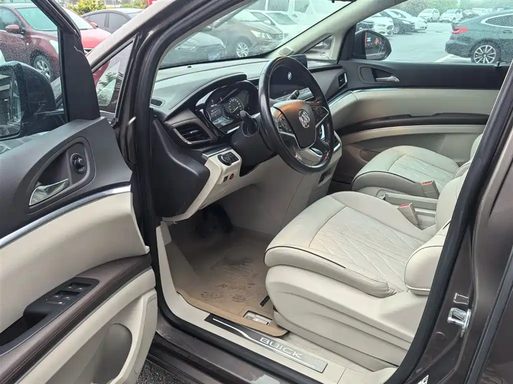 Buick GL8 2022