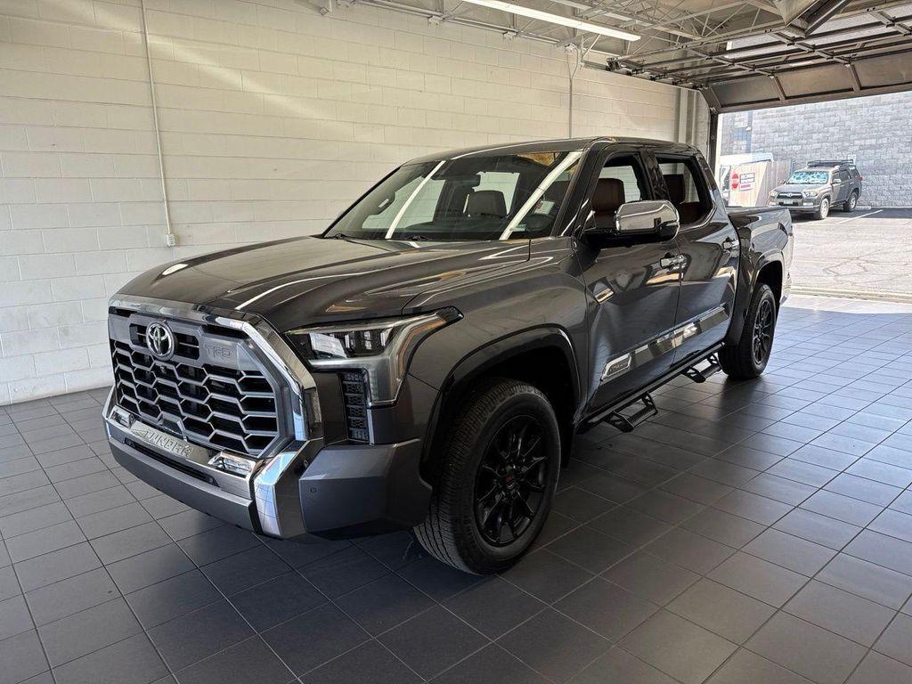 Toyota Tundra 2023