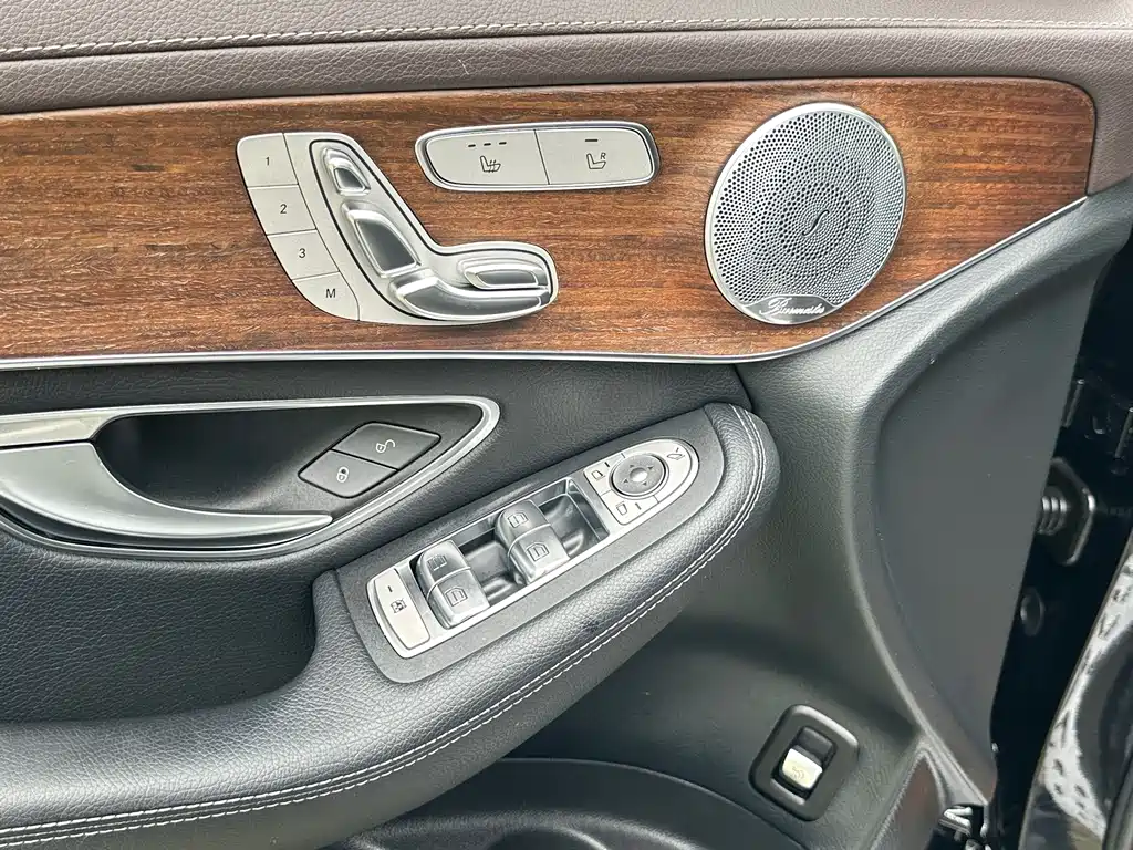 Mercedes-Benz GLC 2021