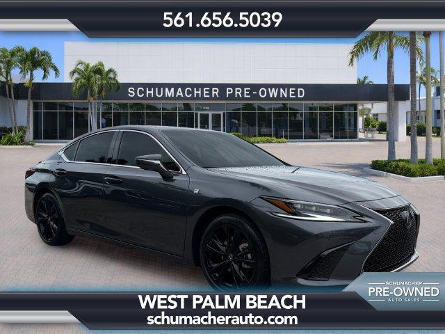 Lexus ES 2025