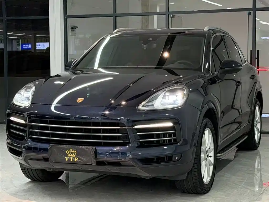 Porsche Cayenne 2022