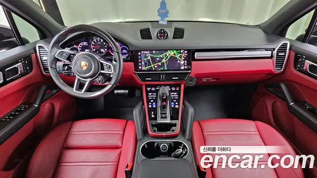 Porsche Cayenne 2022