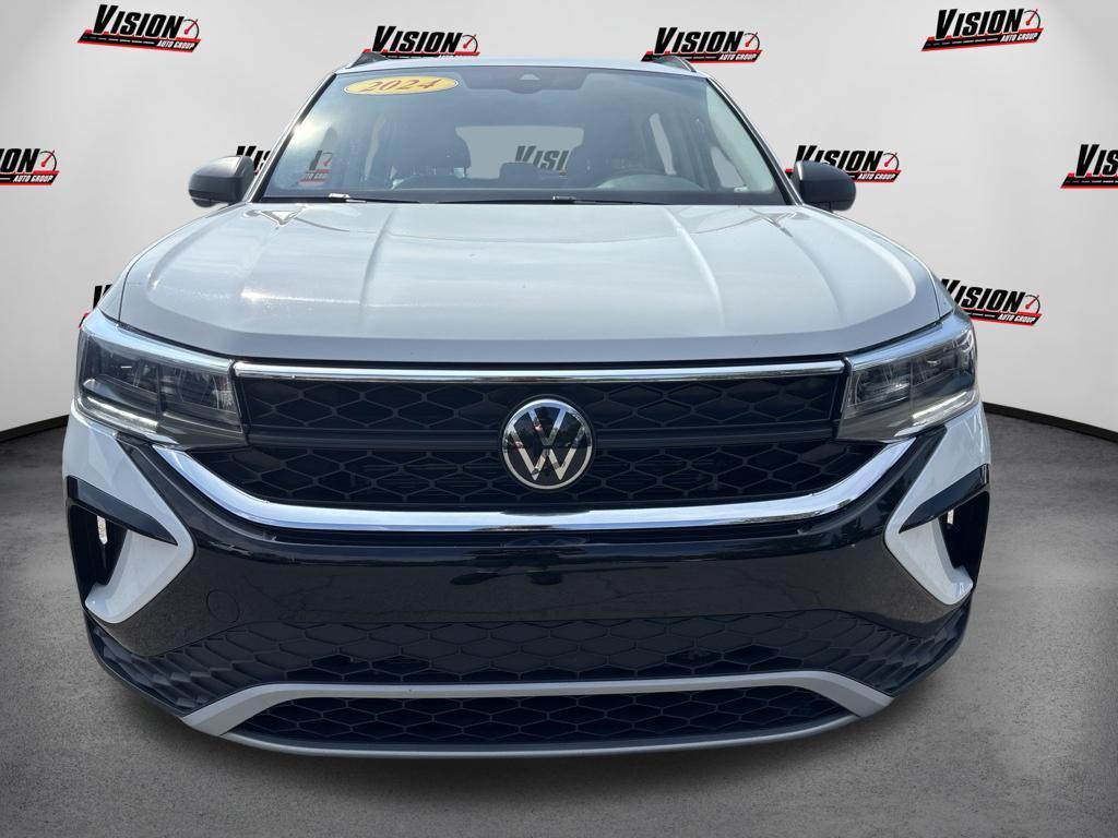 Volkswagen Taos 2024