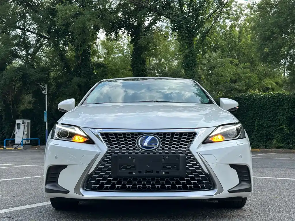 Lexus CT 2020