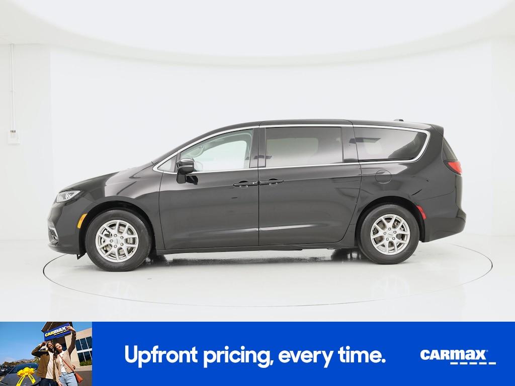 Chrysler Pacifica 2024