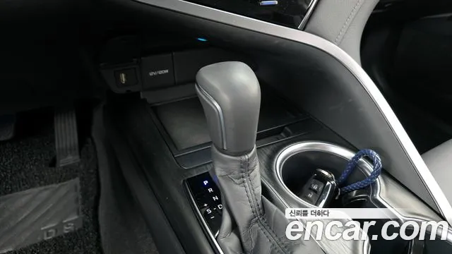 Toyota Camry 2023