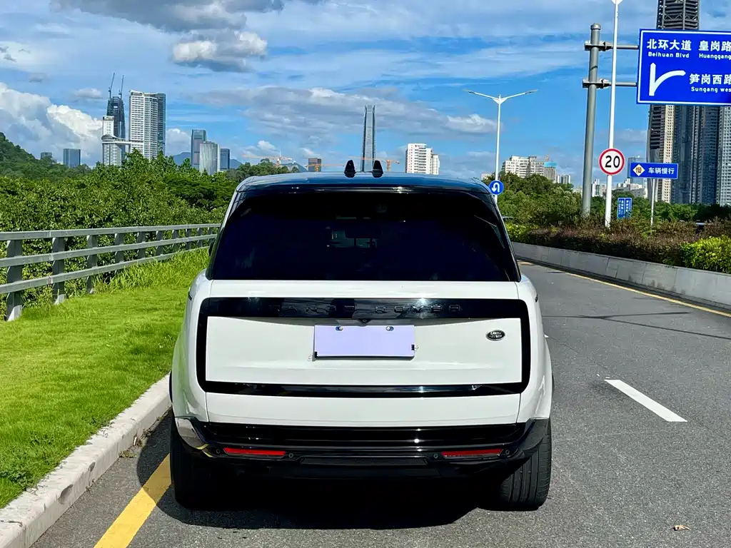 Land Rover Range Rover 2023