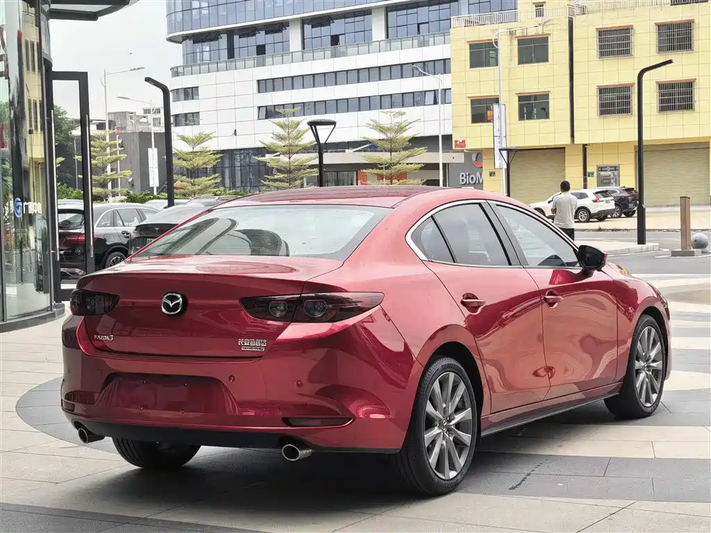Mazda 3 2023