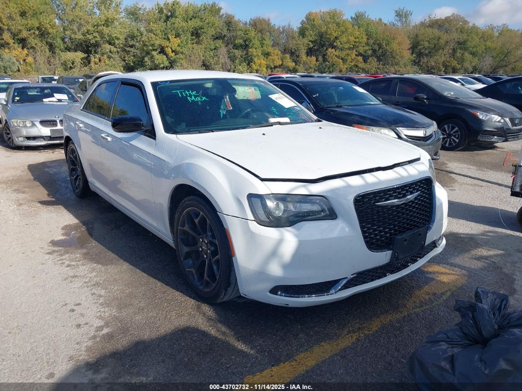 Chrysler 300 2020