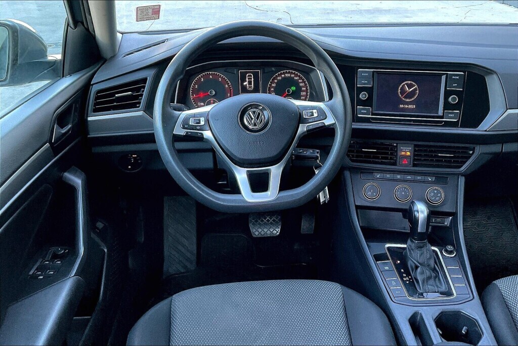 Volkswagen Jetta 2020