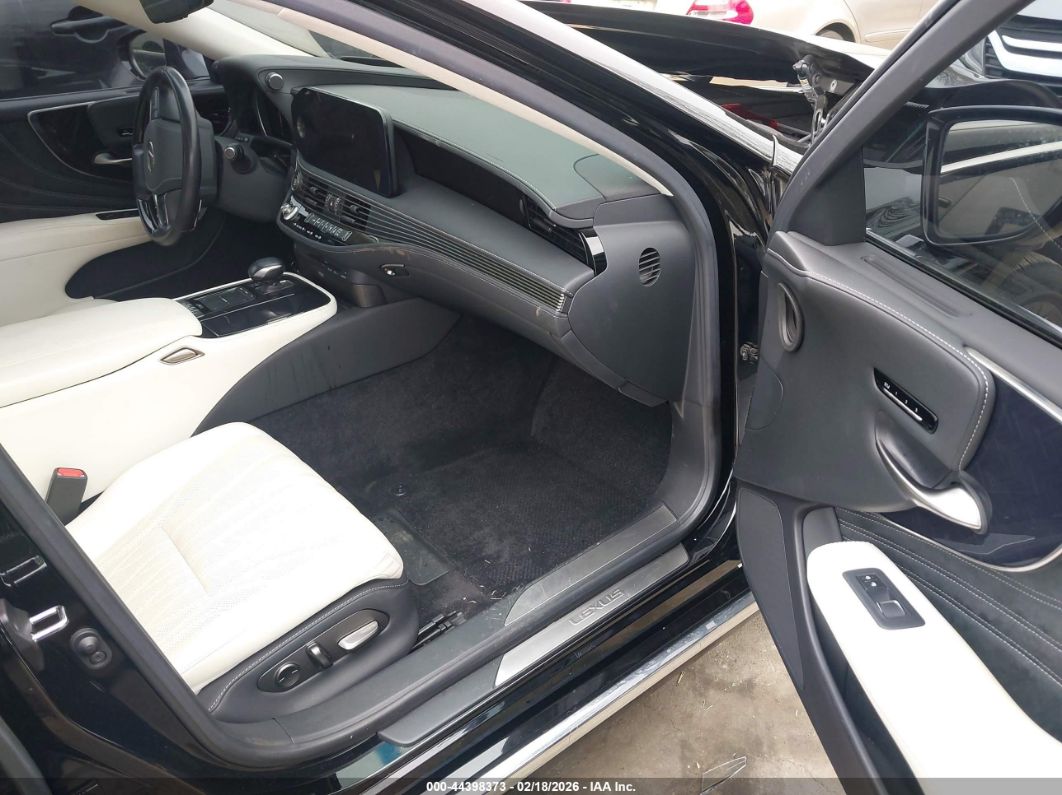 Lexus LS 500 2021