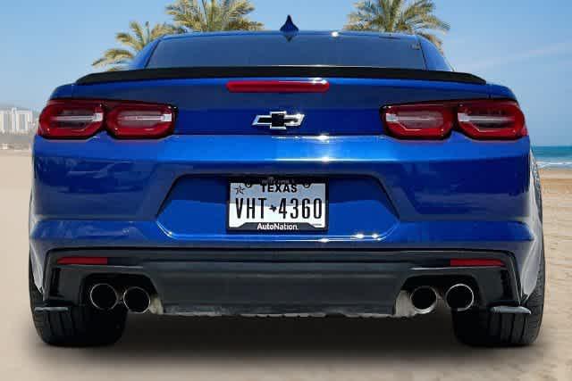 Chevrolet Camaro 2021
