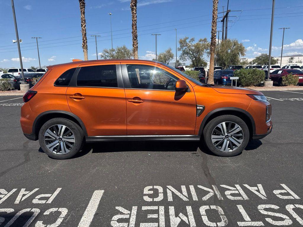 Mitsubishi Outlander Sport 2024