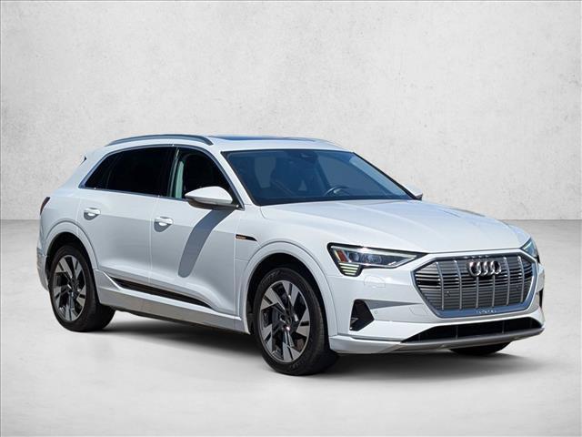 Audi e-tron 2023