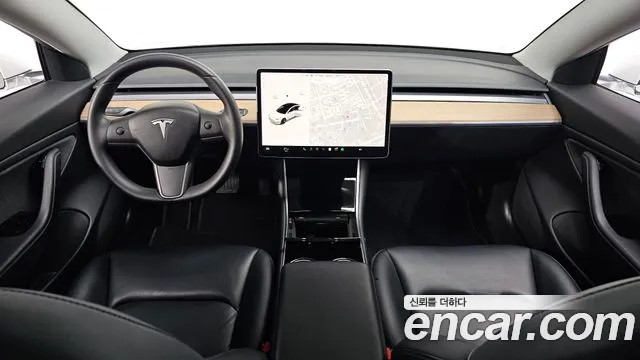 Tesla Model 3 2020